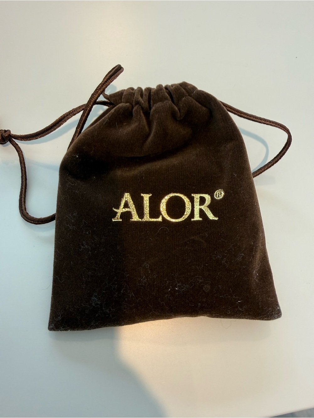 ALOR Brown Velvet Jewelry Pouch - Protective Drawstring Bracelet Bag